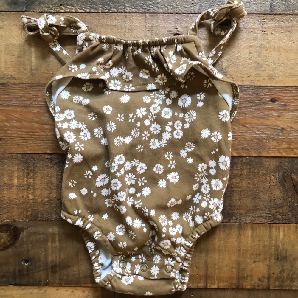 Daisy Luna playsuit size 3-6